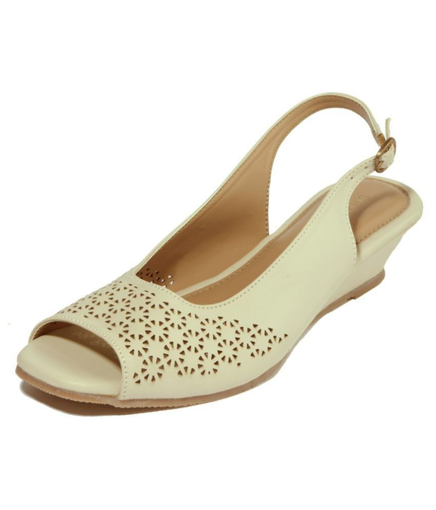 khadims high heels