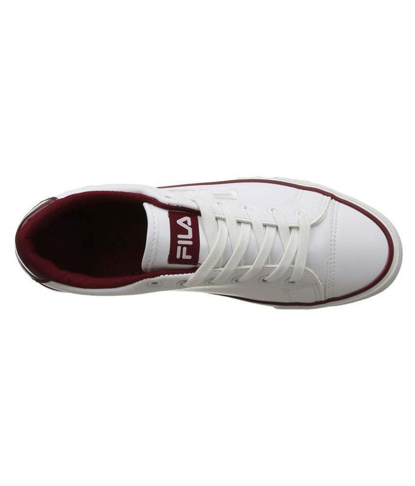 fila casual white shoes