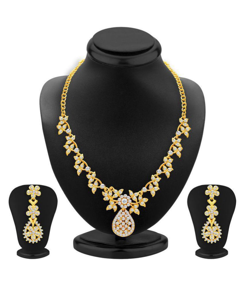 Sukkhi Golden Traditional 18kt Gold Plated Necklace set Combo Buy