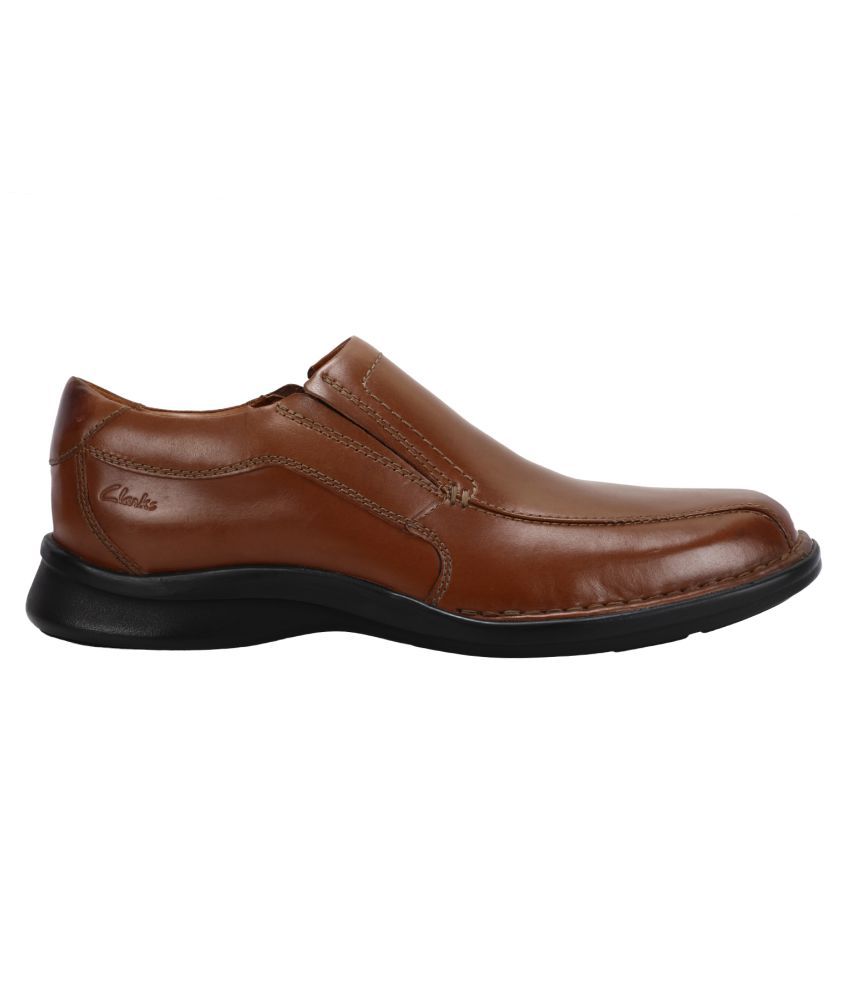 clarks shoes price