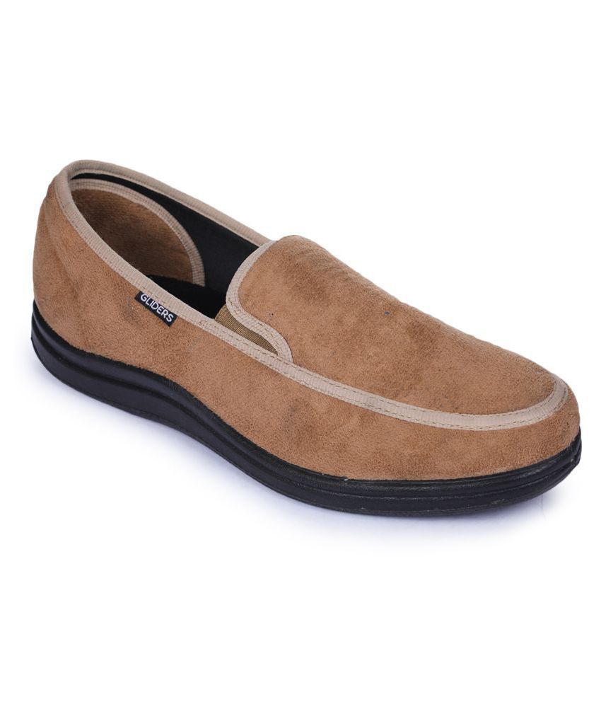     			Gliders By Liberty Lifestyle Beige Casual Shoes