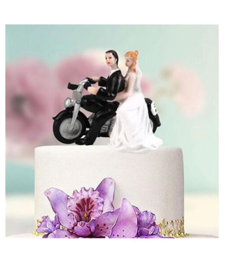 Funny Wedding Couple Cake Decoration Resin Crafts Ornaments Wedding  Supplies: Buy Online at Best Price in India - Snapdeal