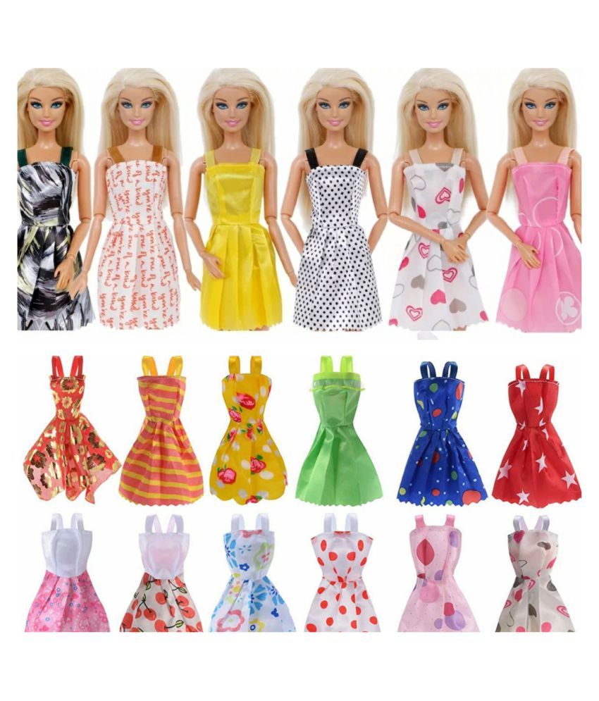 pack of barbie dolls