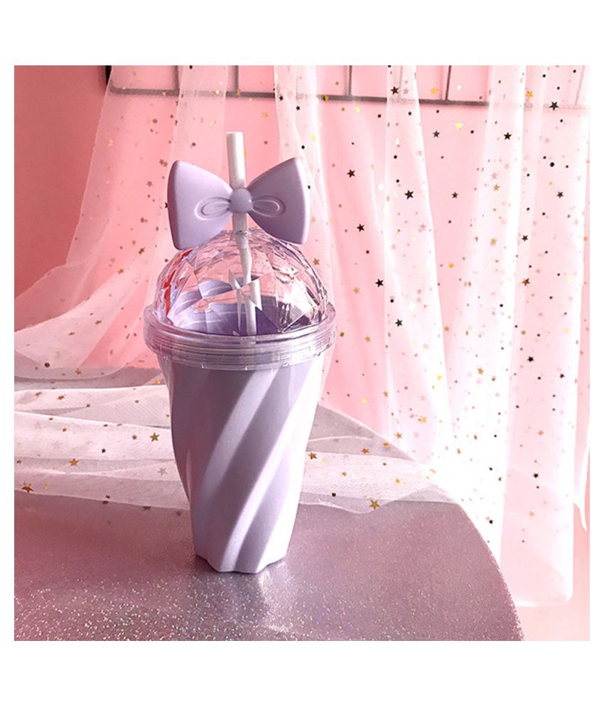 cold drink tumbler with straw