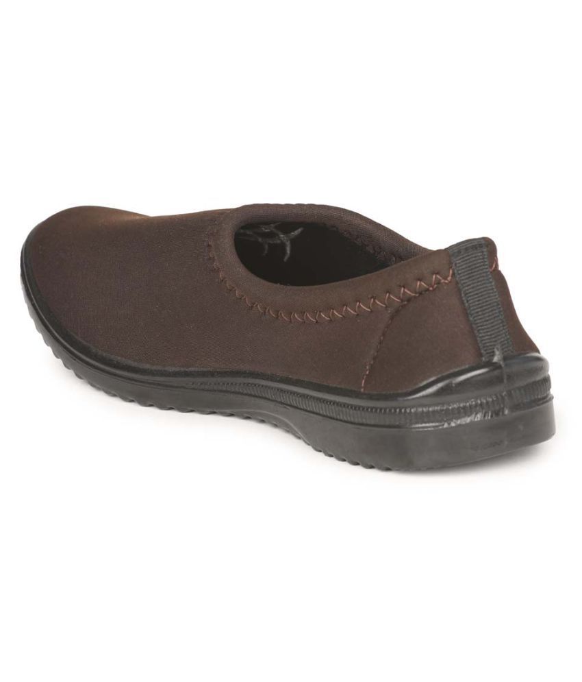 Paragon Brown Casual Shoes Price in 