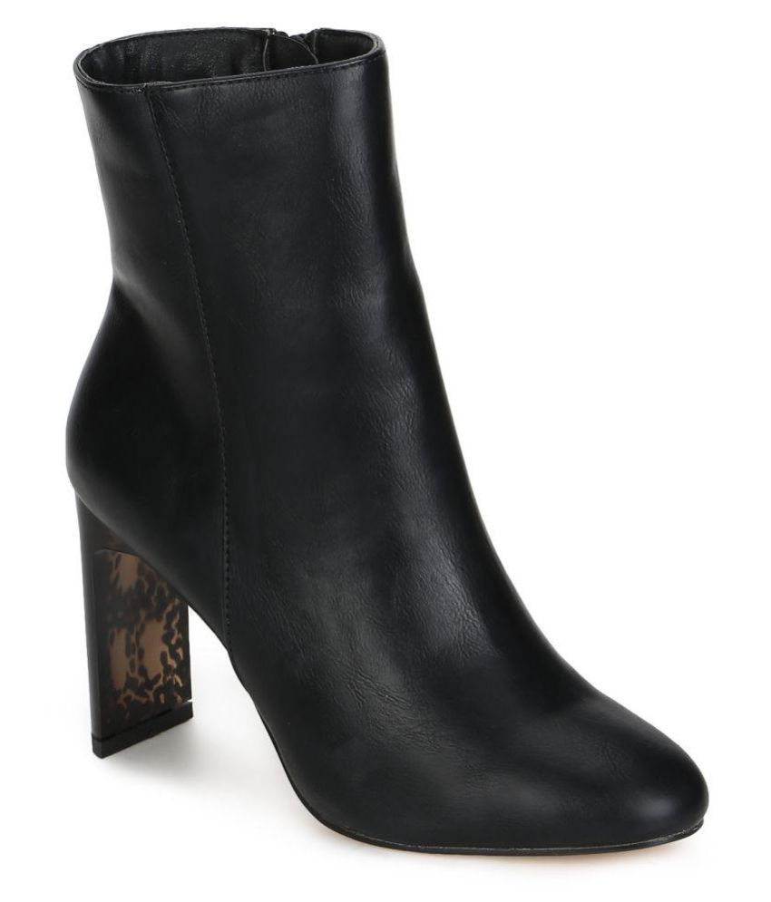 truffle collection hardware detail chelsea boots in black
