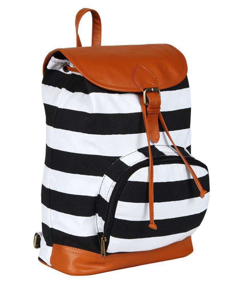 Lychee Bags 10 Ltrs Black School Bag for Girls: Buy Online at Best ...