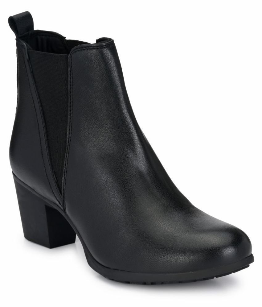 black ankle length shoes