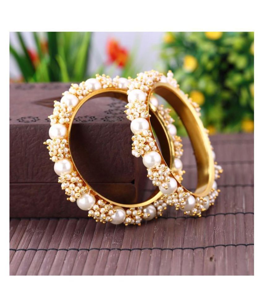     			Sukkhi Ravishing Gold Plated Pear Bangle Set For Women