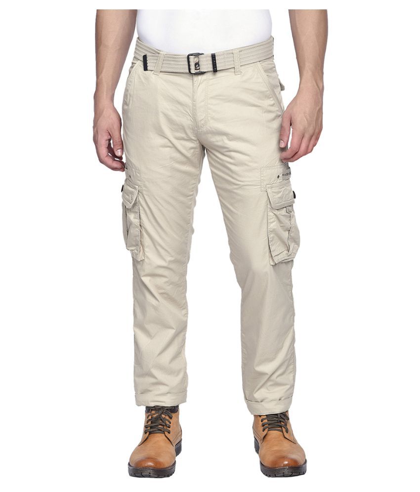 regular fit cargos