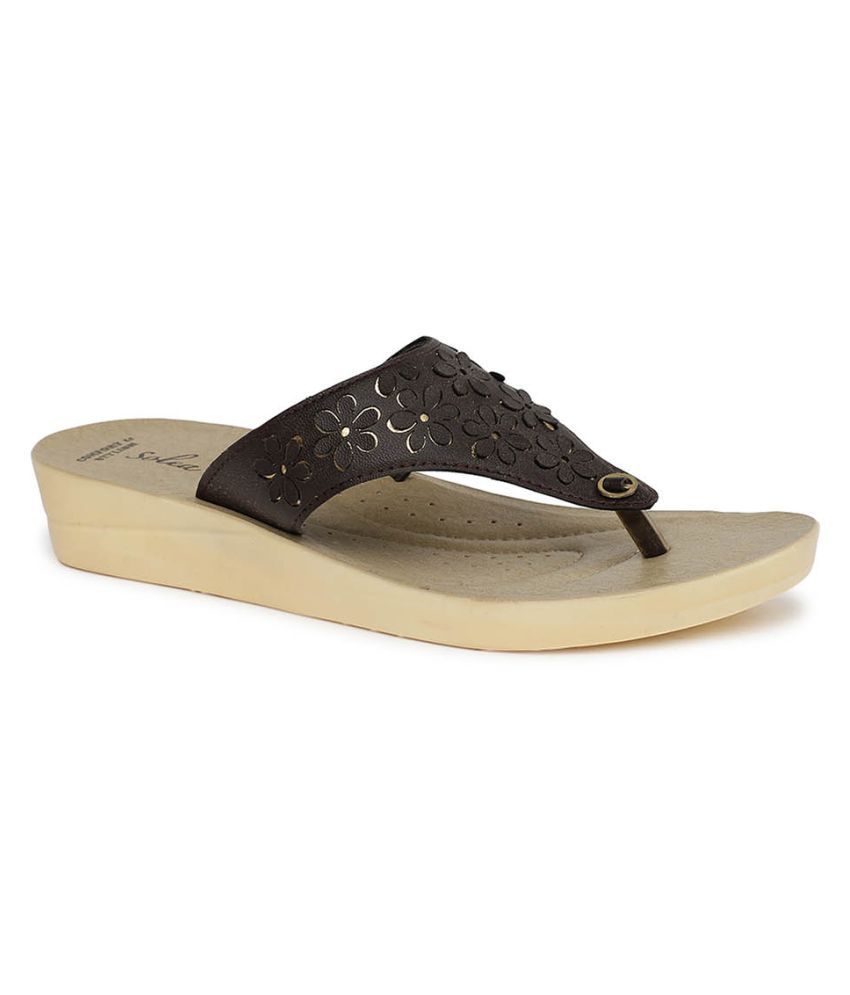 paragon sandals for ladies
