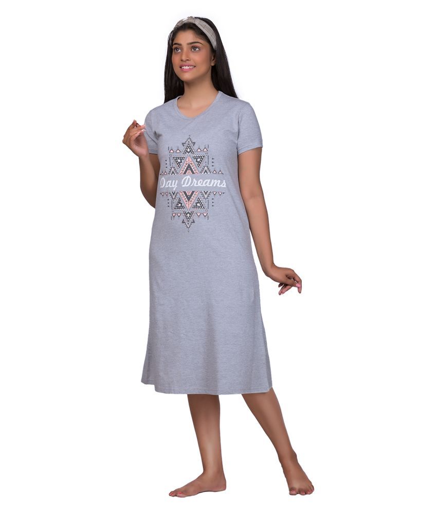 teens in night gowns