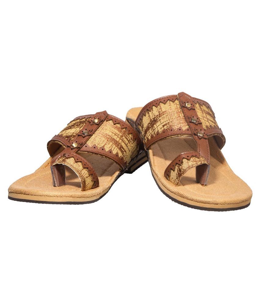 khadims mens chappals