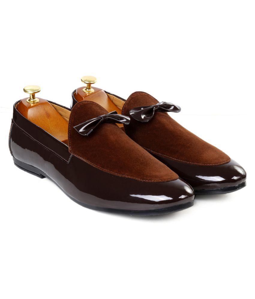     			YUVRATO BAXI Brown Loafers