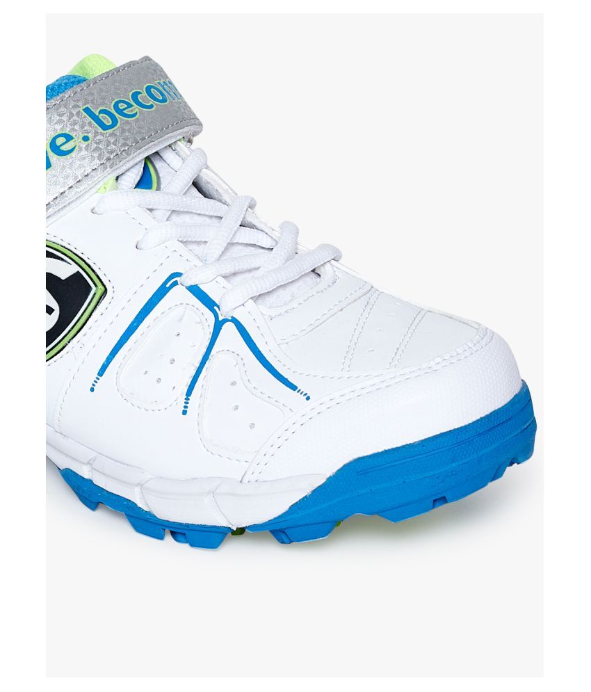 sg club cricket shoes