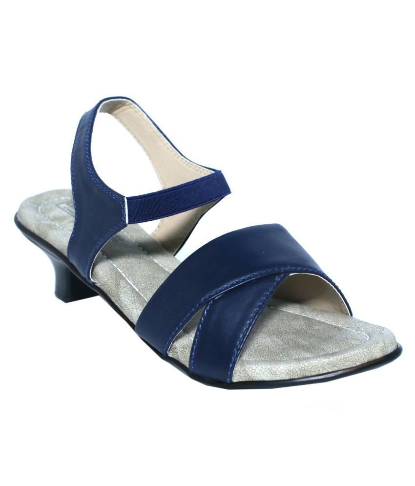 navy kitten heel shoes size 7