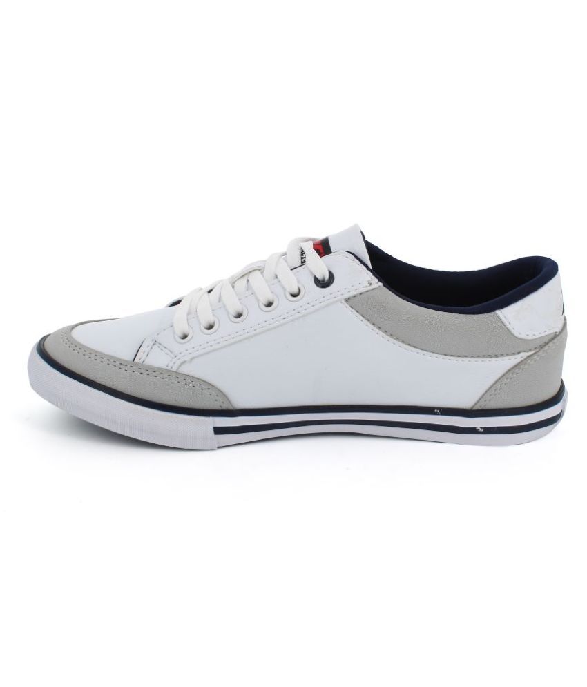 sparx white shoes sneakers