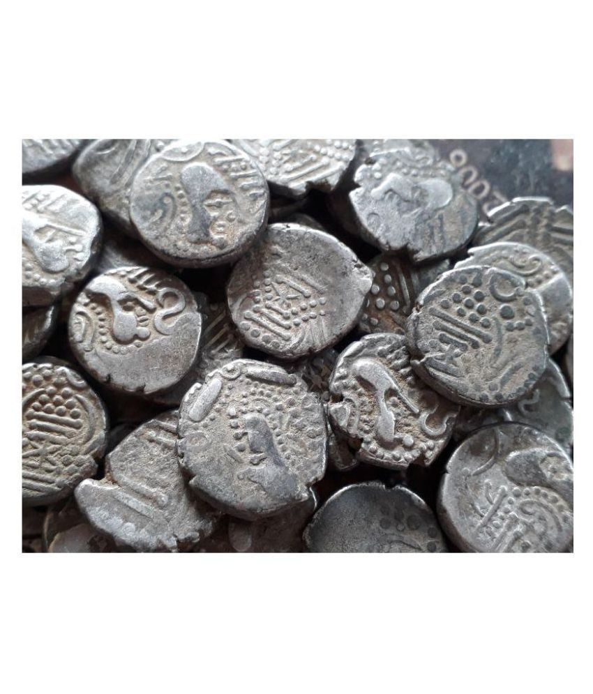INDO - SASSANIAN - Gadhaiya Paisa (800-950 A.D. ) Silver – 4.2 g – ø 17.35 mm - ANCIENT INDIA more than 1000 years old coin. BIG FLAN