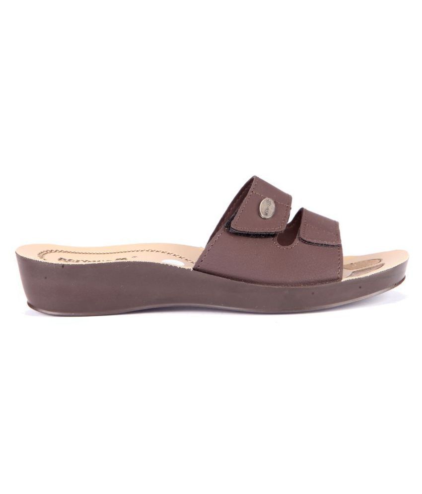 comfortable brown flats