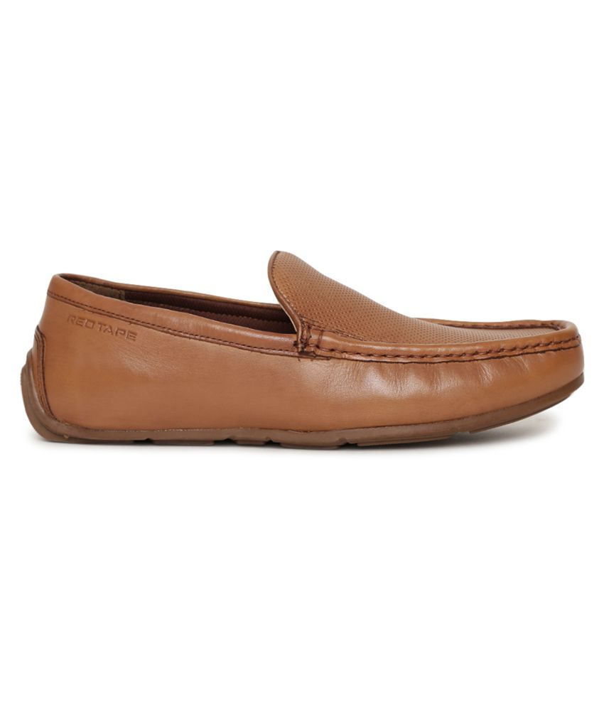 red tape flat sole shoes