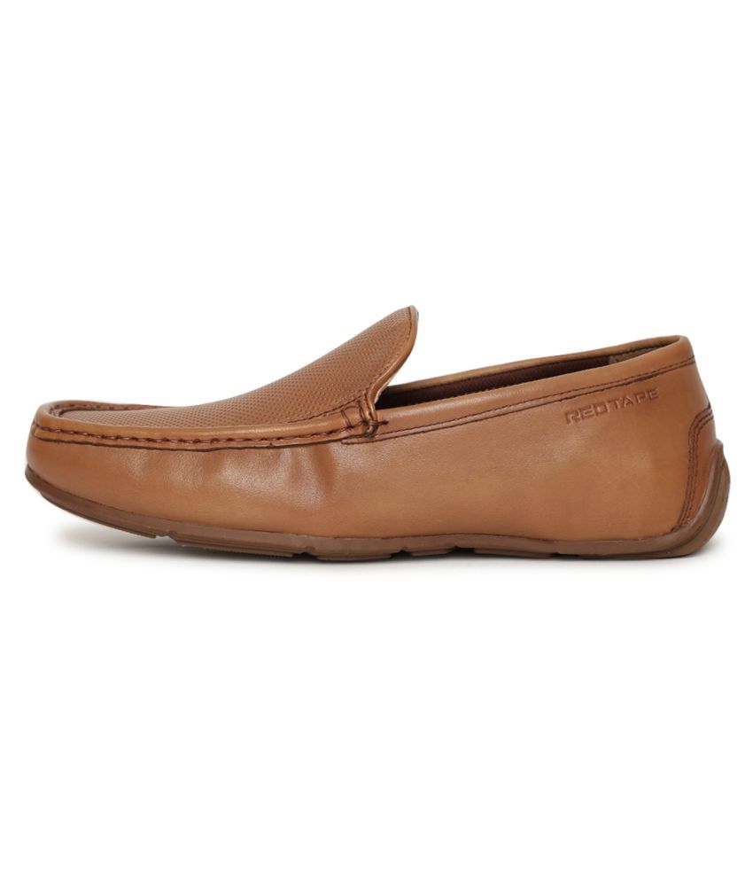 red tape flat sole shoes