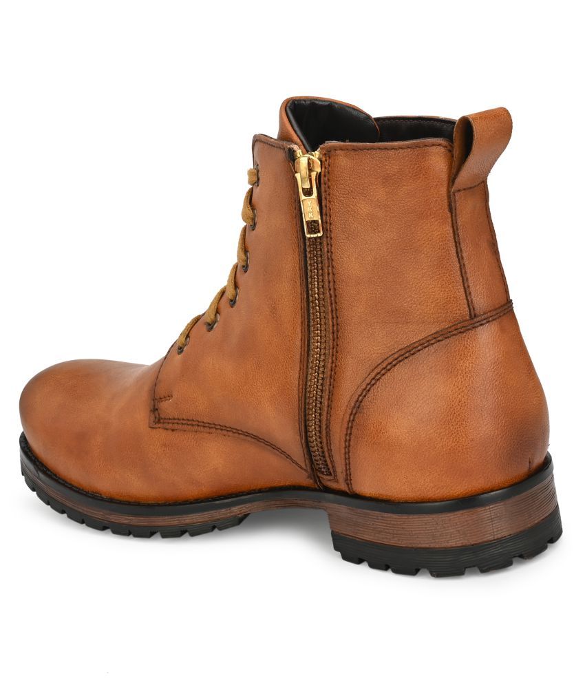 tan chukka
