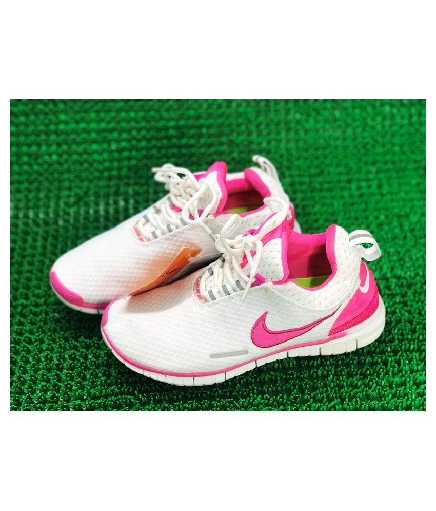 WOMEN'S SPORTS Pink Running Shoes Price 