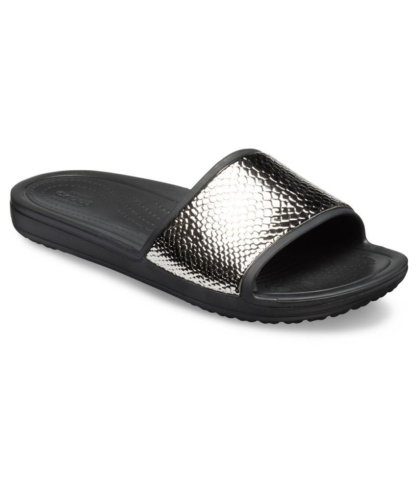 black slide crocs