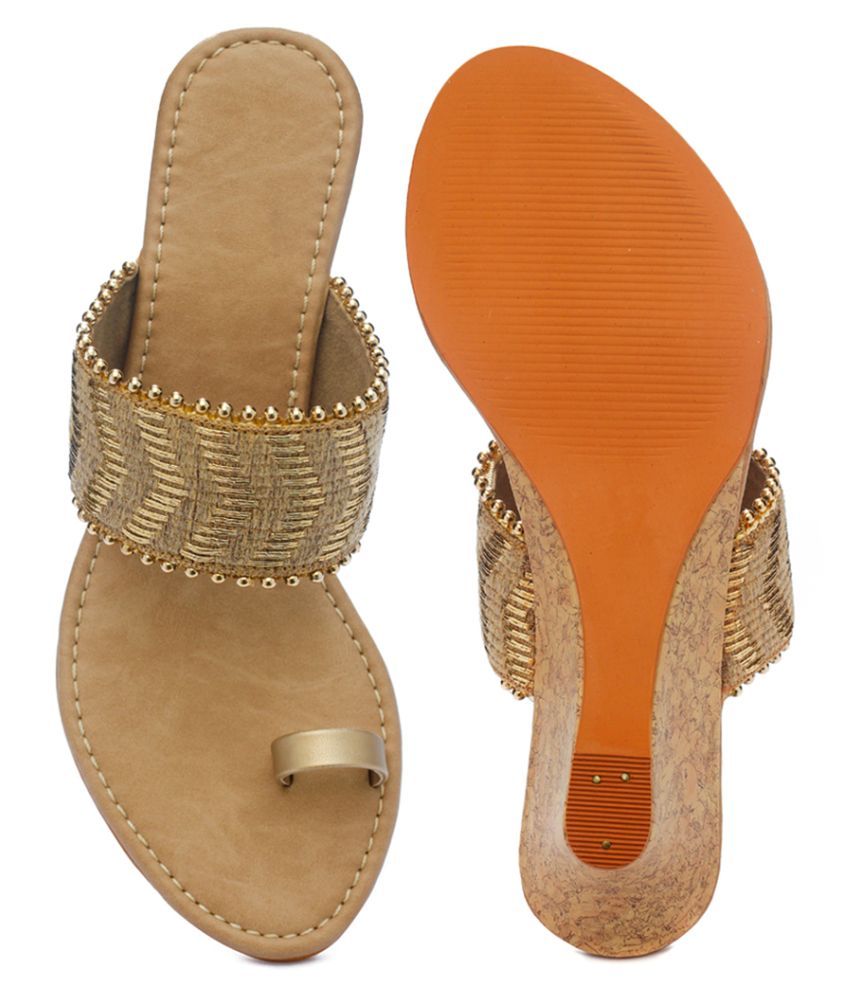 TRENDS & TRADES GOLD Flats Price in India- Buy TRENDS & TRADES GOLD Flats Online at Snapdeal