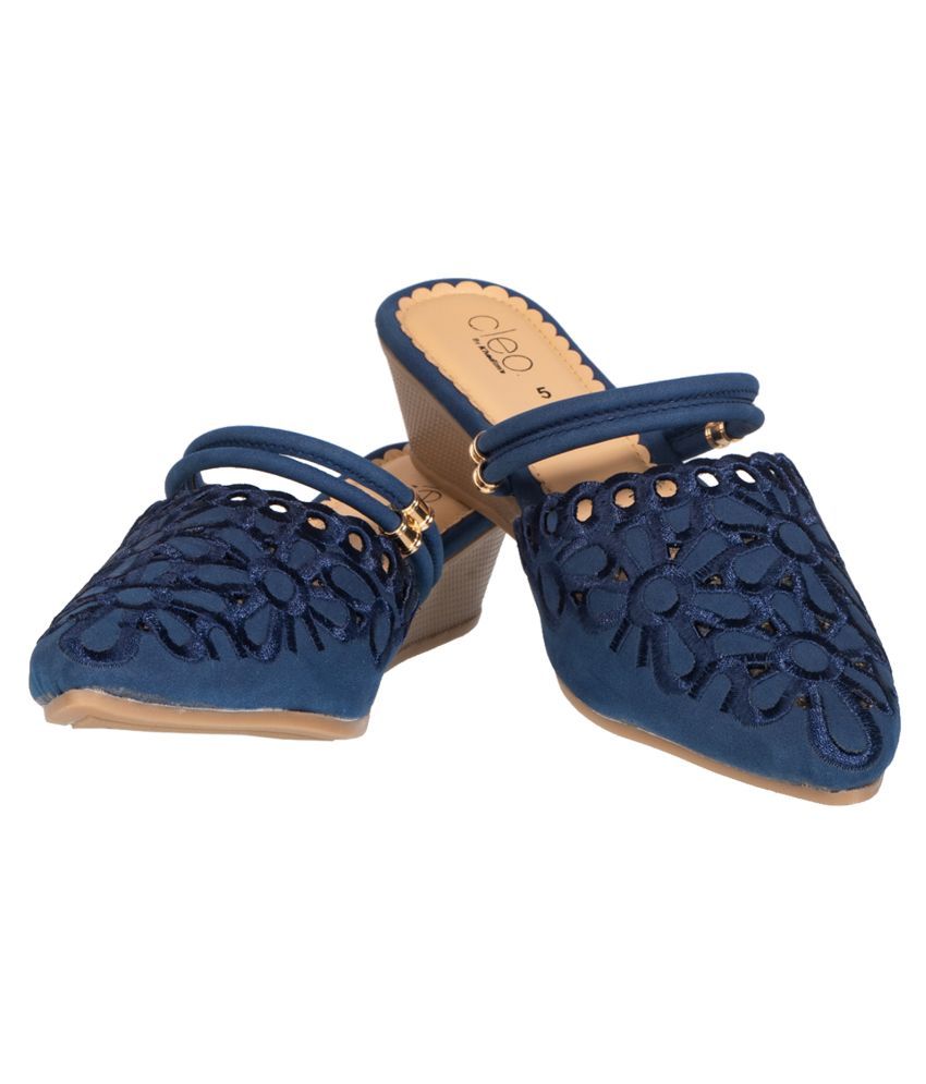 Women sandals in pakistan | Sandal online, Womens sandals, Womens boots