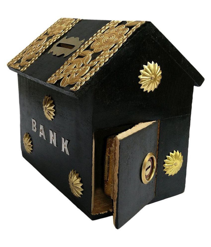 DIY Plastic Bottle Crafts That Will Steal The Show