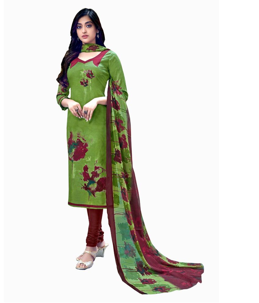 maroon and green outfit