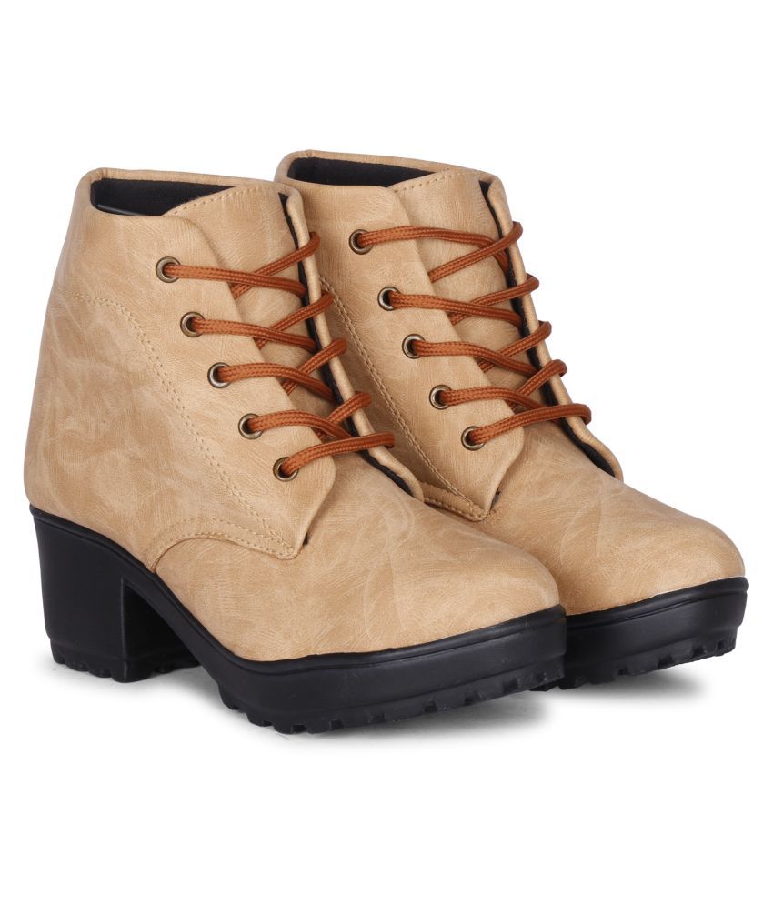 tan chukka shoes