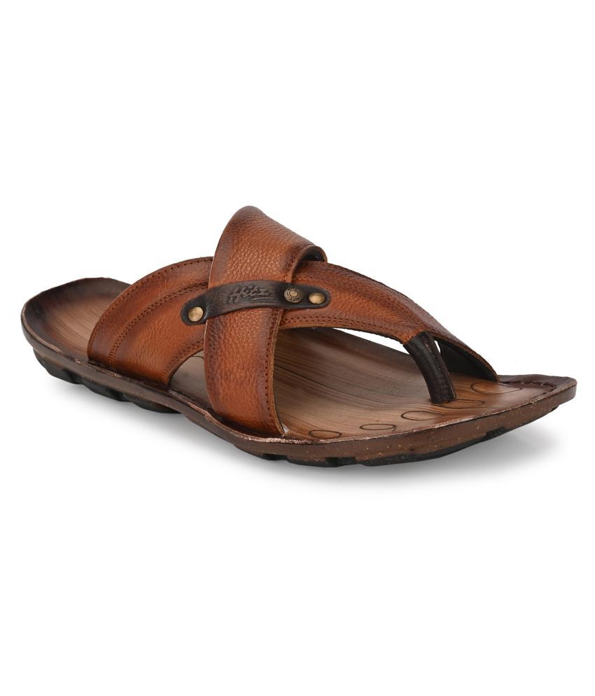 hitz leather chappals