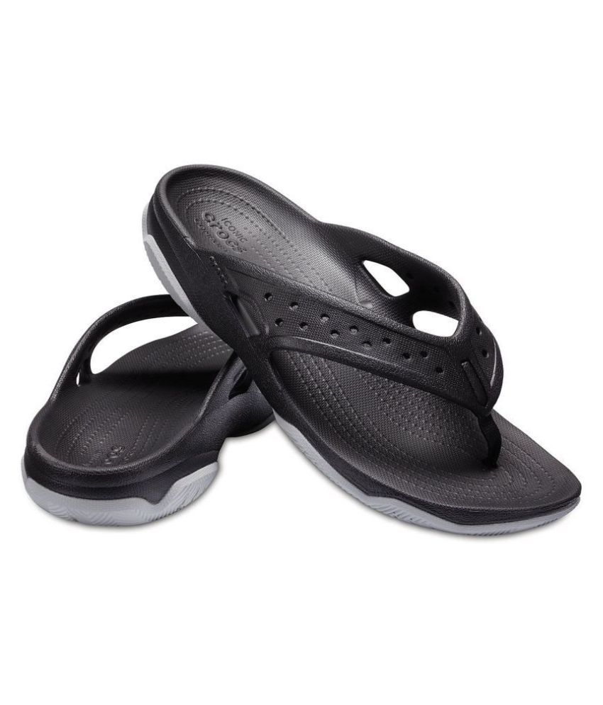 crocs thong style flip flops
