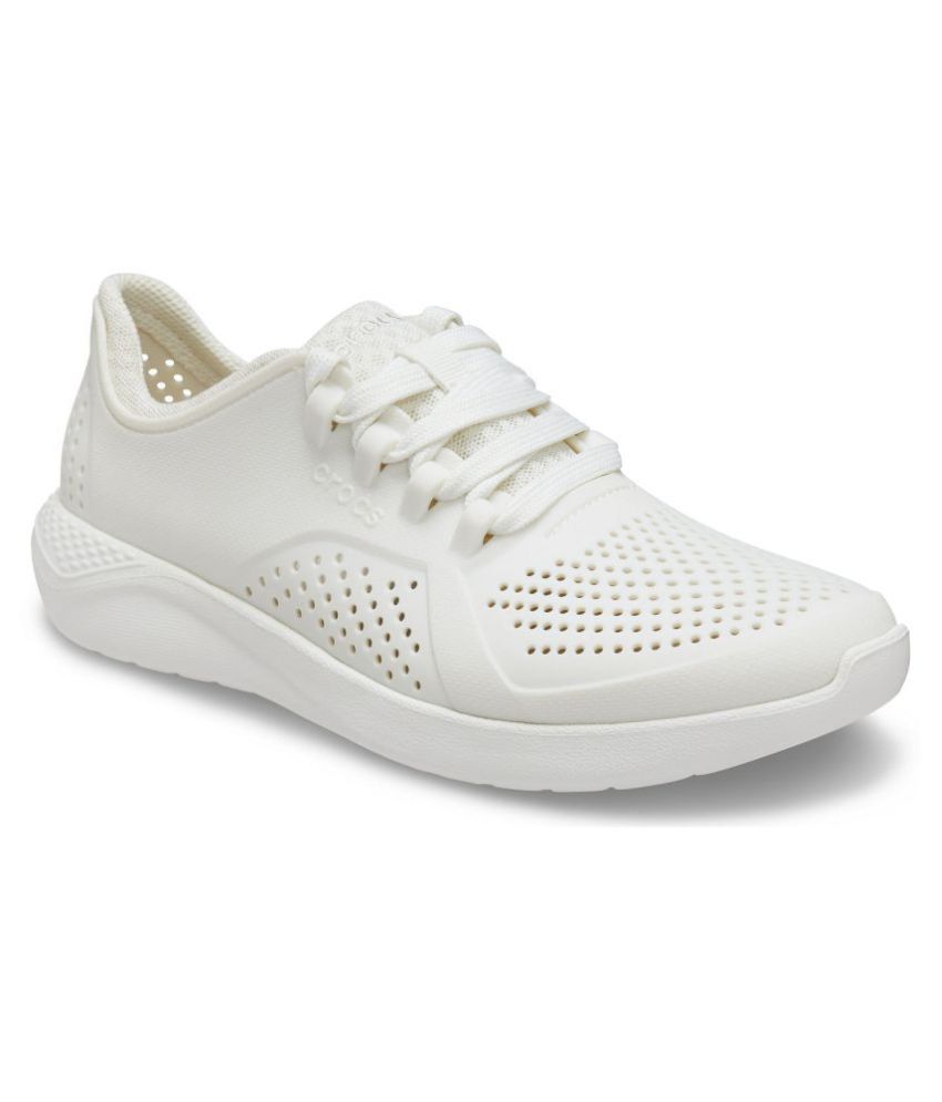 Crocs White Casual Shoes Price in India- Buy Crocs White Casual Shoes ...