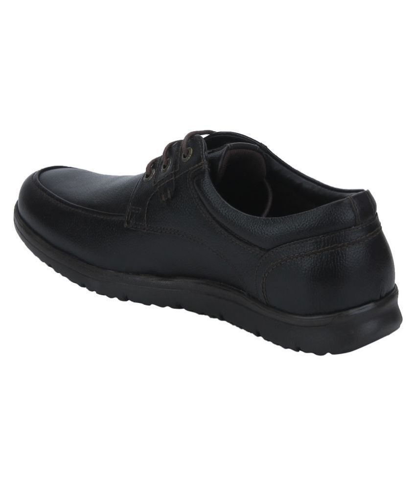 redtape brown leather shoes