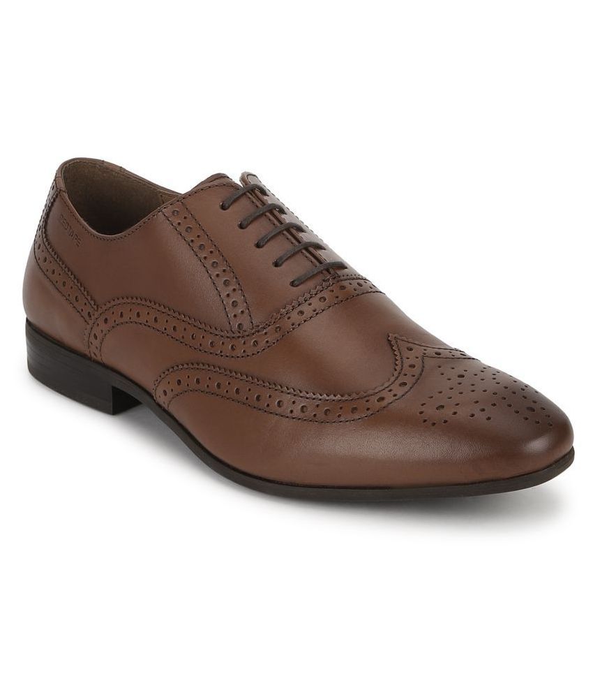 red tape oxford shoes in patent leather