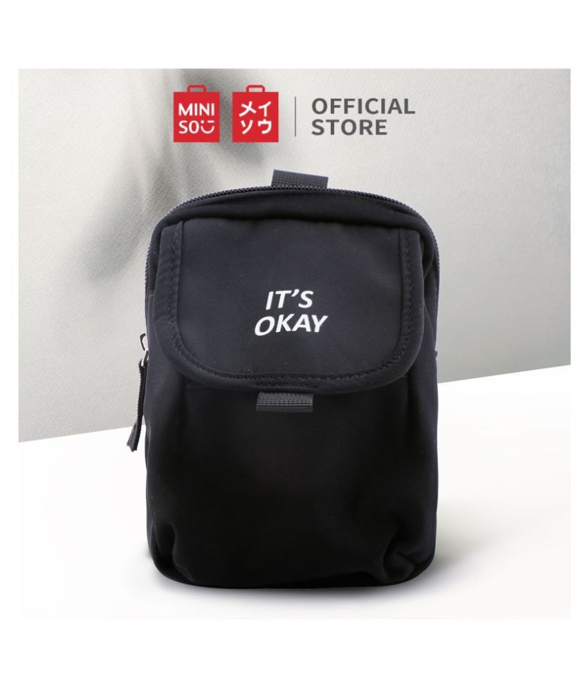 sandal miniso carry on