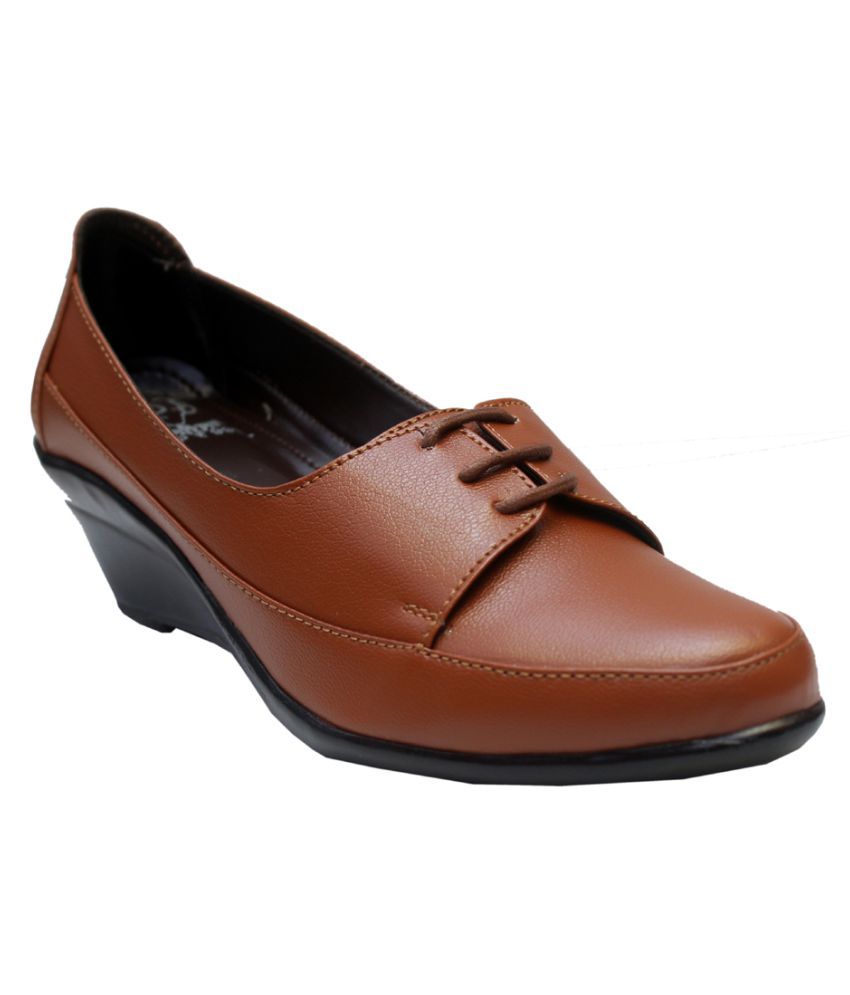 tan ballerina shoes