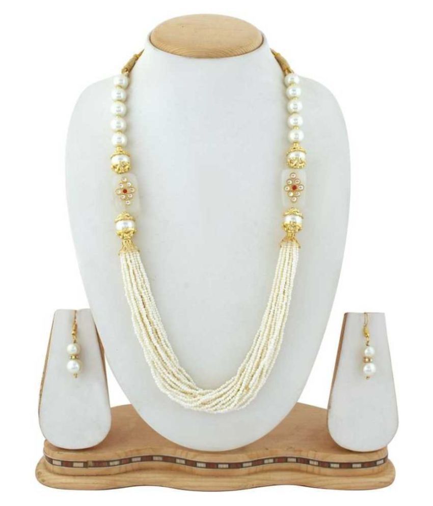     			Jewar Mandi Brass White Collar Contemporary/Fashion Gold Plated Necklaces Set