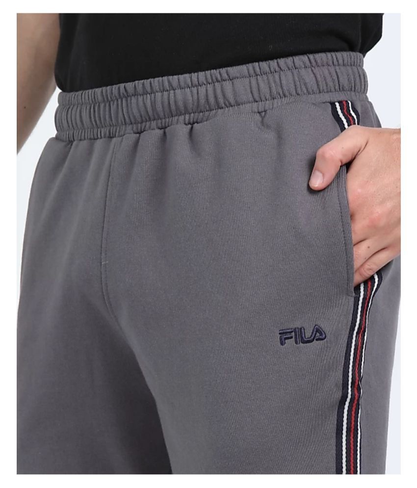 grey fila sweatpants