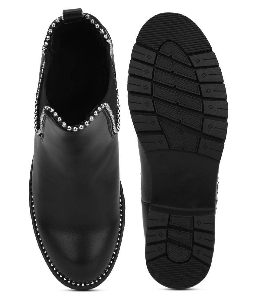 truffle collection hardware detail chelsea boots in black