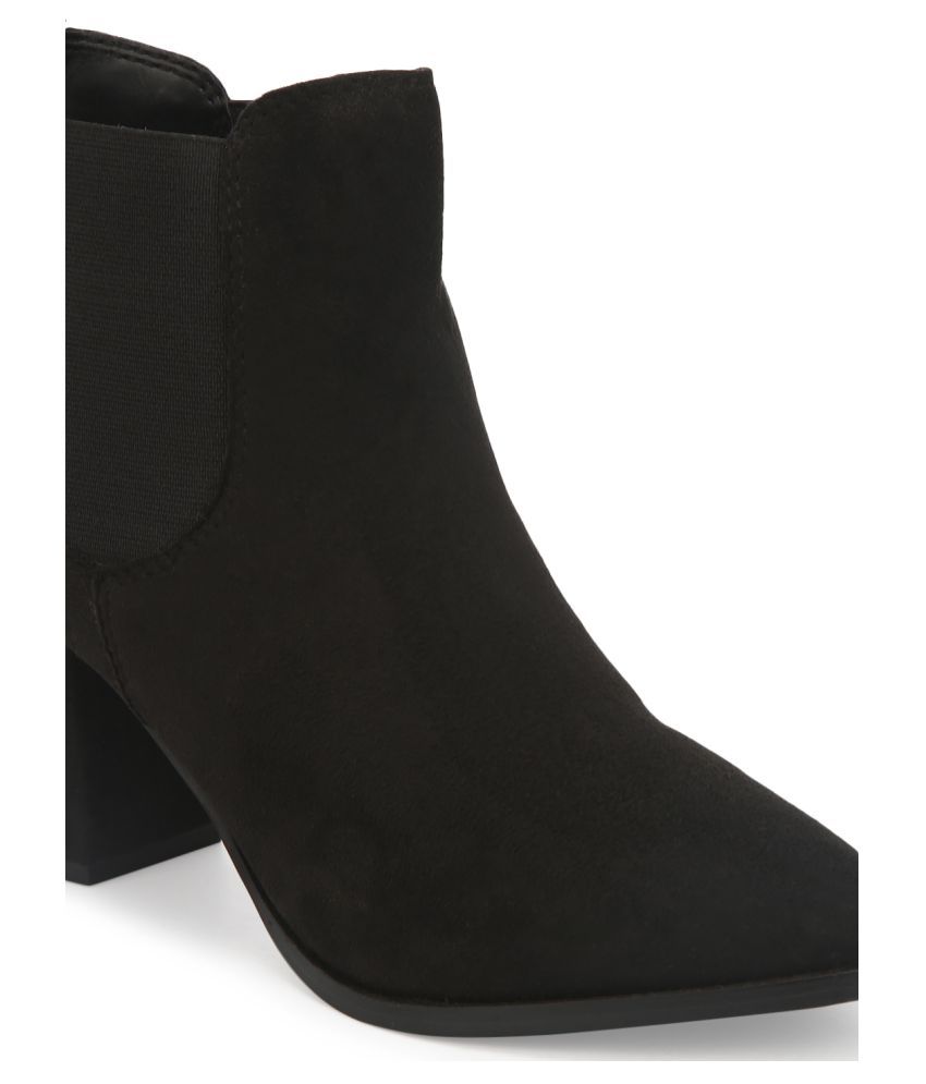 truffle collection hardware detail chelsea boots in black