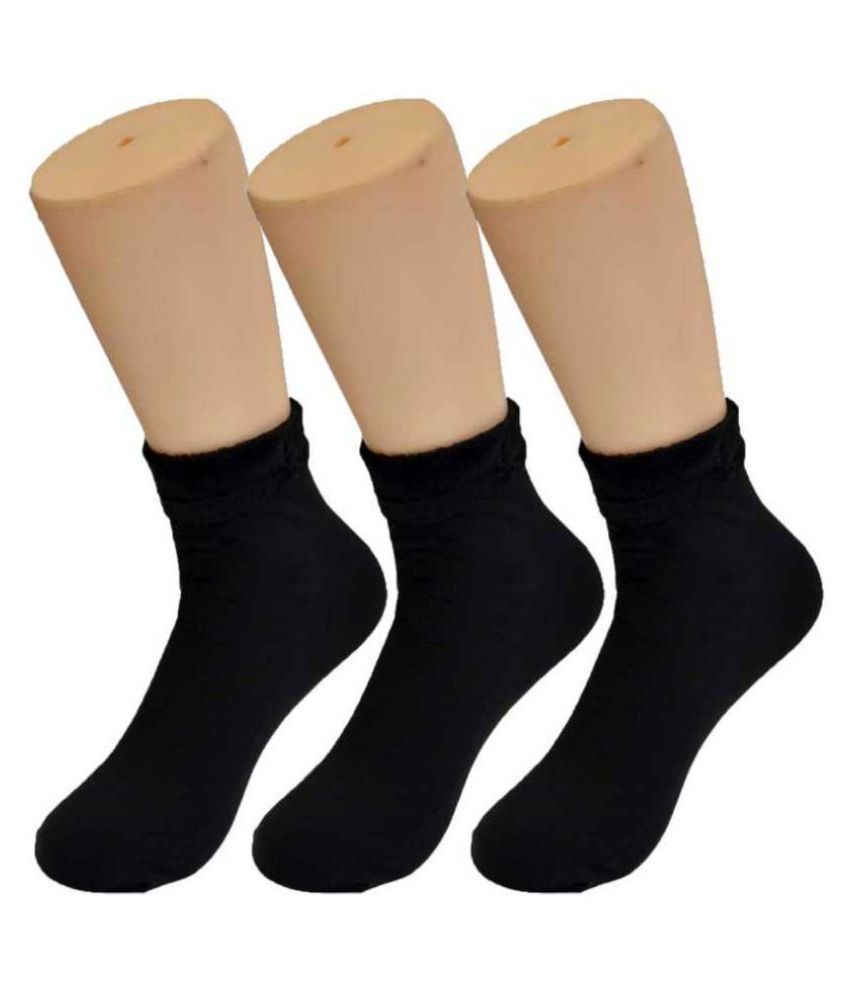     			Total Health Women's Black Velvet Thermal Warm Winter Socks (Pack Of 3)