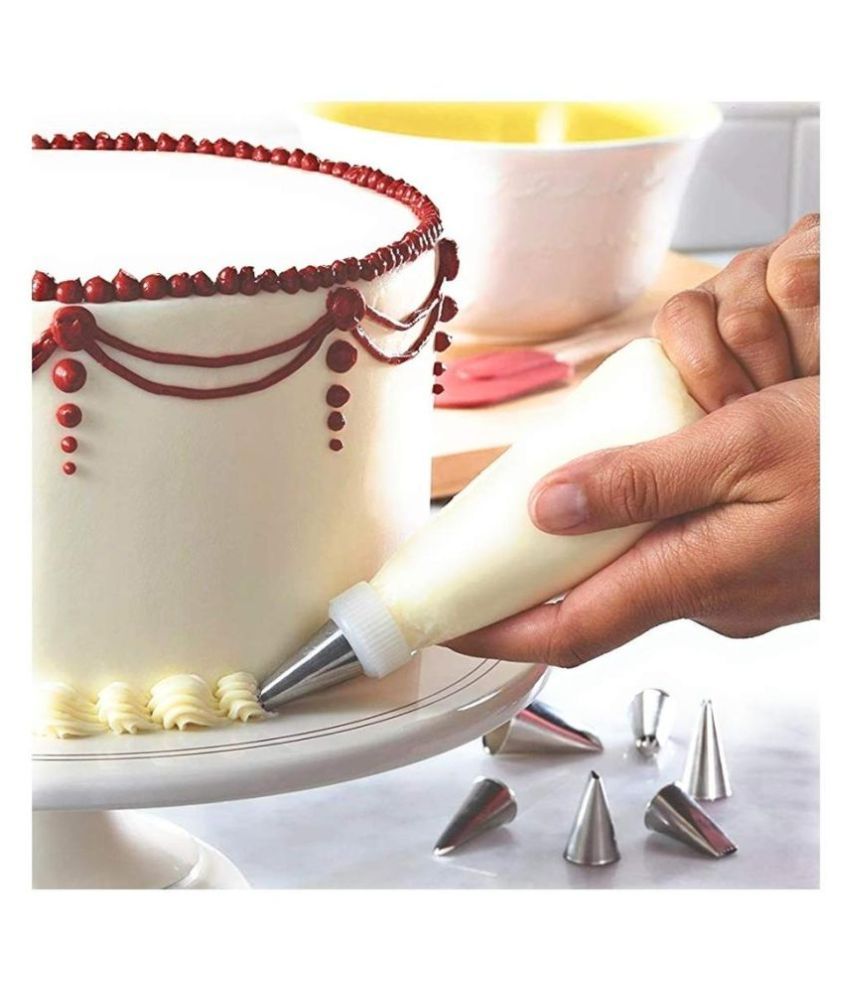 mondo 60 piece cake decorating tool set & caddy white