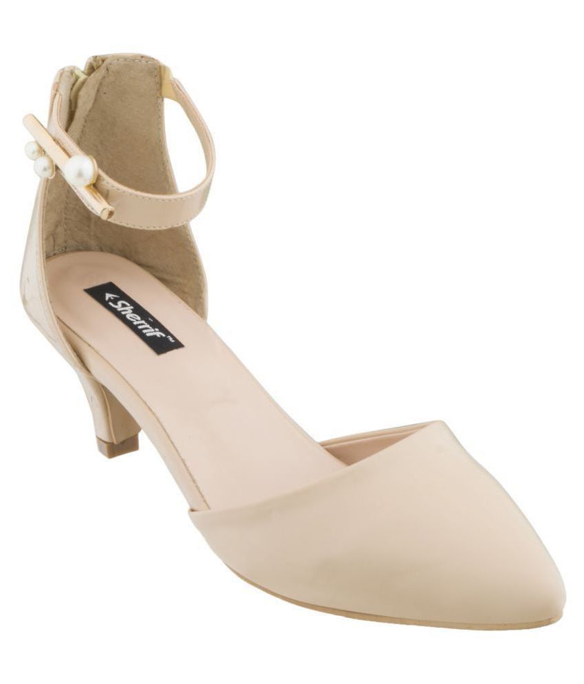 cream colored kitten heels