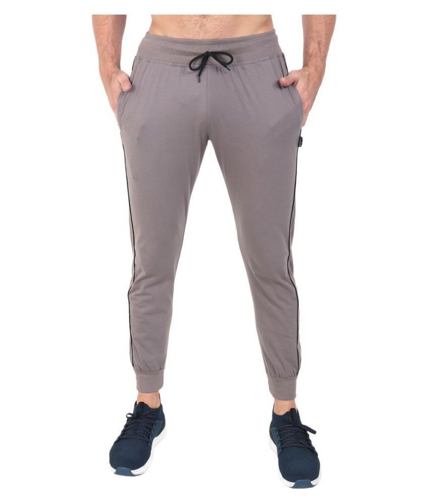 zeffit track pants