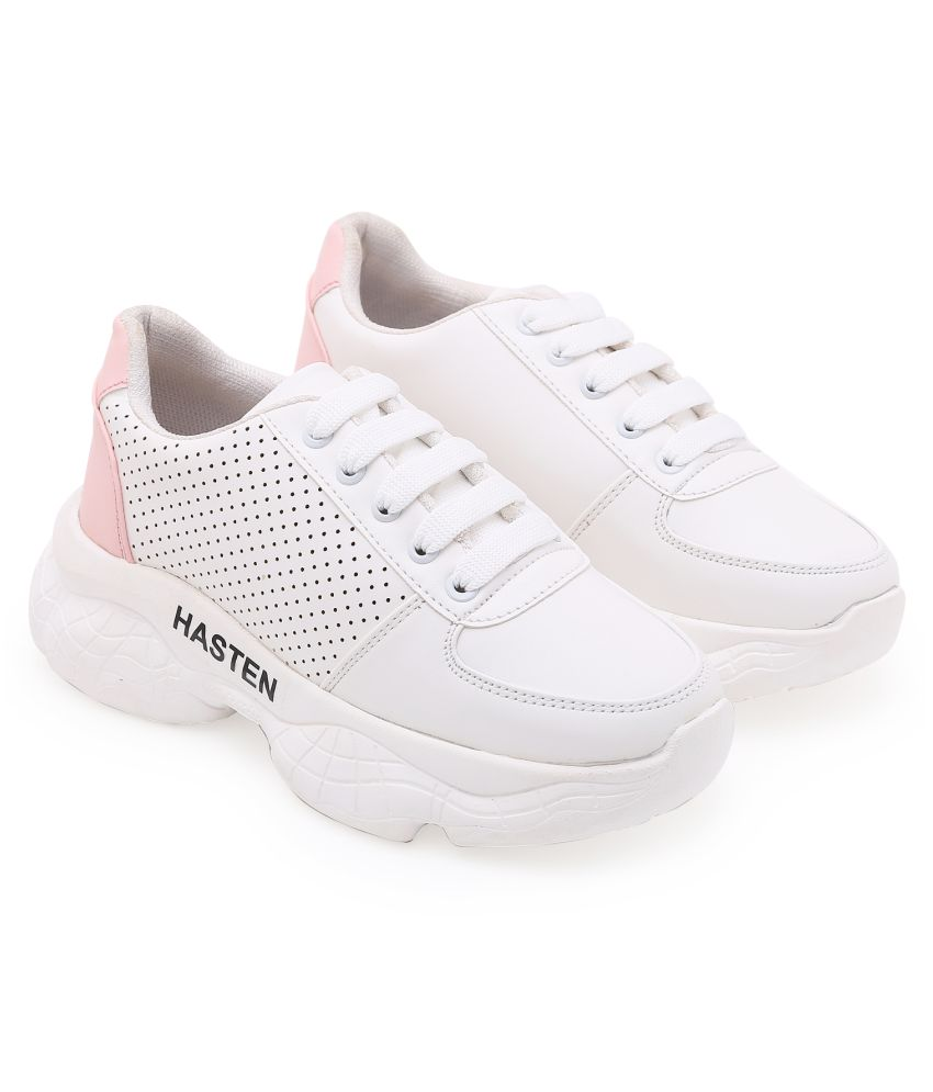     			HASTEN White Casual Shoes