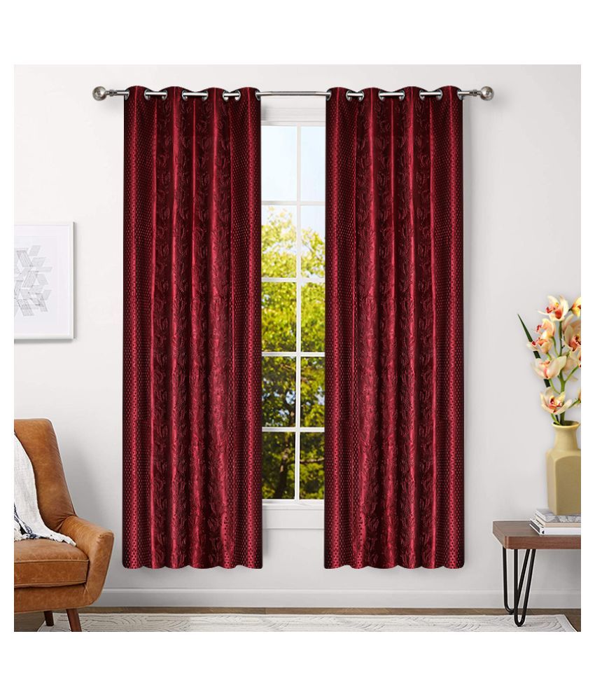     			Veronica Deco Set of 2 Window Blackout Room Darkening Eyelet Poly Cotton Curtains Maroon